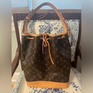 100% authentic Louis Vuitton Noe